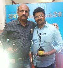 Uday Bhagat and Ranjan Sinha Honoured With Best PRO Award at Sabrang Bhojpuri Film Awards 2017
