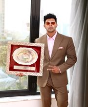 Bollywood Actor Sahil Khan Receives India’s Official Fitness ICON Award in Delhi
