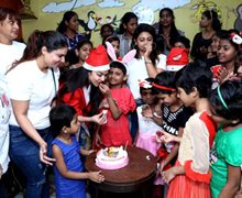 Actress Nikita Rawal Celebrates Her Christmas Week With HIV Positive Kids An Effort To Give Smiles