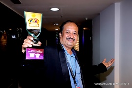 Ramakant Munde Welknown Photographer Honoured With Aajtak Award 2018 In Mumbai