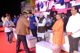 CMD of Global Advertisers Sanjeev Gupta Honored by Uttar Pradesh Chief Minister Yogi Adivatinath, Governor Ram Naik, on the  Sthapana Divas  of Uttar Pradesh