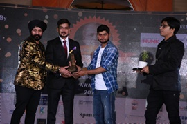 Bigg Boss Fame Deepak Thakur Recently Awarded Businessman Deepak Baid For His Social Activities