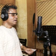 संगीतकार दिलीप सेन ने अमरीका के सिंगर सूर्या कुमार दास की आवाज़ में मेलोडियस गाने रिकॉर्ड किए